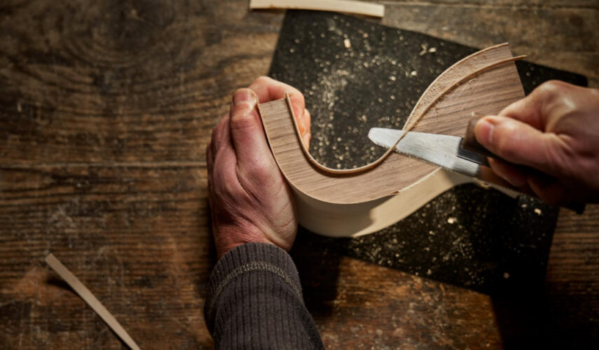 Aprendiendo a tallar en madera: Las mejores maderas para tallar  Tallado  en madera, Gubias para tallar madera, Como tallar madera