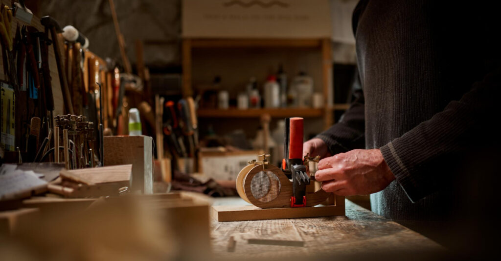 Las herramientas de carpintero necesitan cuidado y mantenimiento para alargar su vida útil.